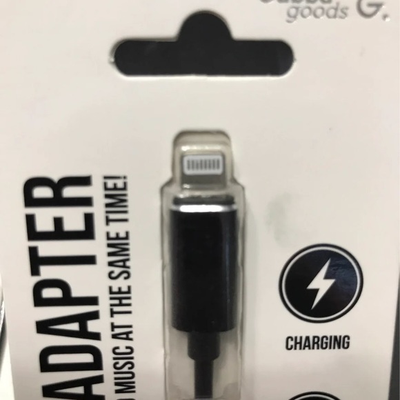 2 Packages Gabba Goods iPhone Lightning to Aux & Splitter Port, Charging, - Picture 4 of 5